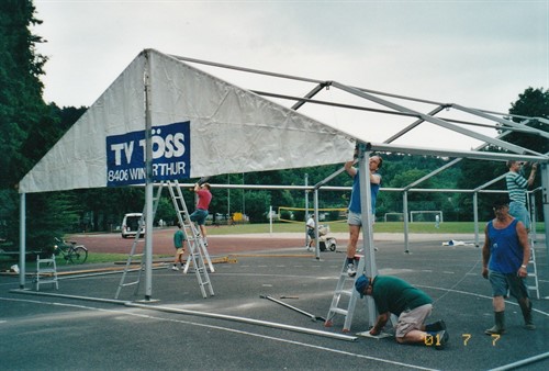 2001 TVT Festzelt am JET in Töss.jpg